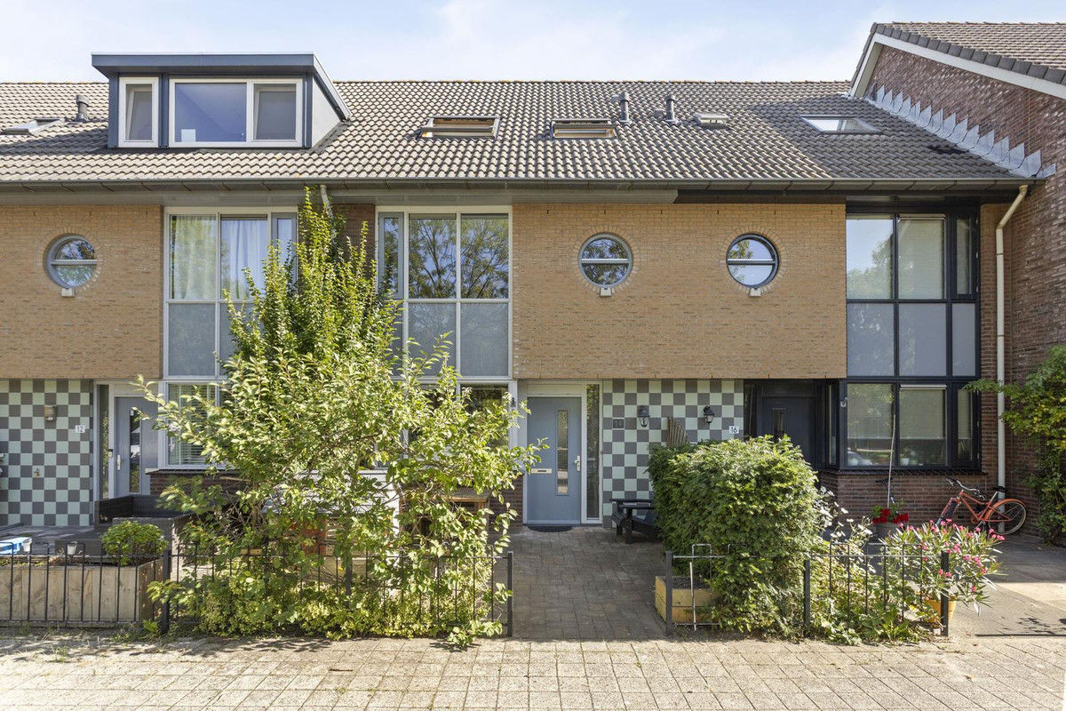 Tussenwoning te koop: Roxenissestraat 14, Zoetermeer