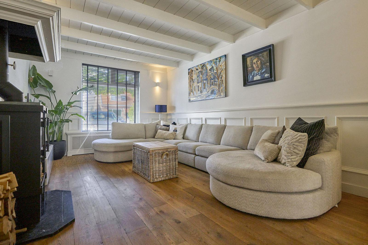 Tussenwoning te koop: Venneperweg 1165, Beinsdorp
