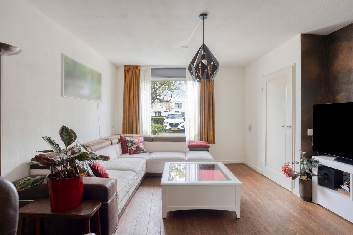 Tussenwoning te koop: Habsburgerplein 17, Maastricht