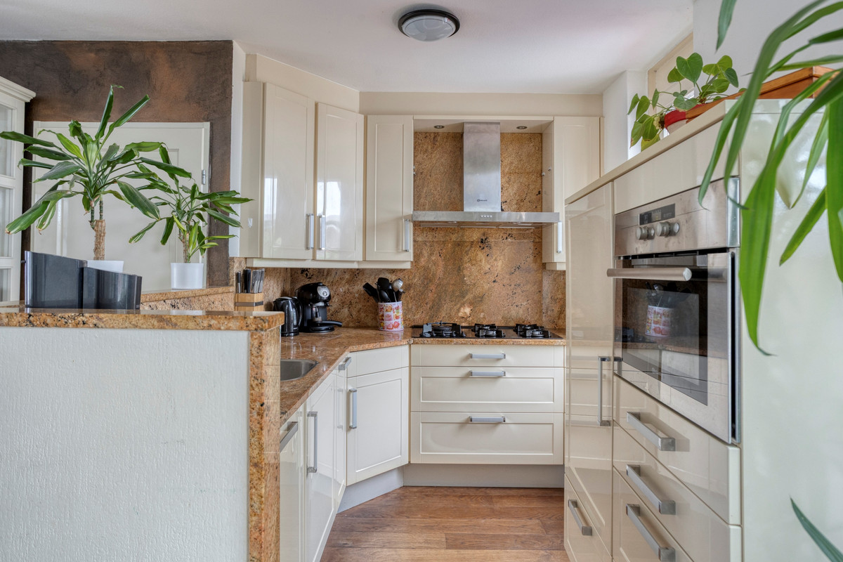 Tussenwoning te koop: Habsburgerplein 17, Maastricht