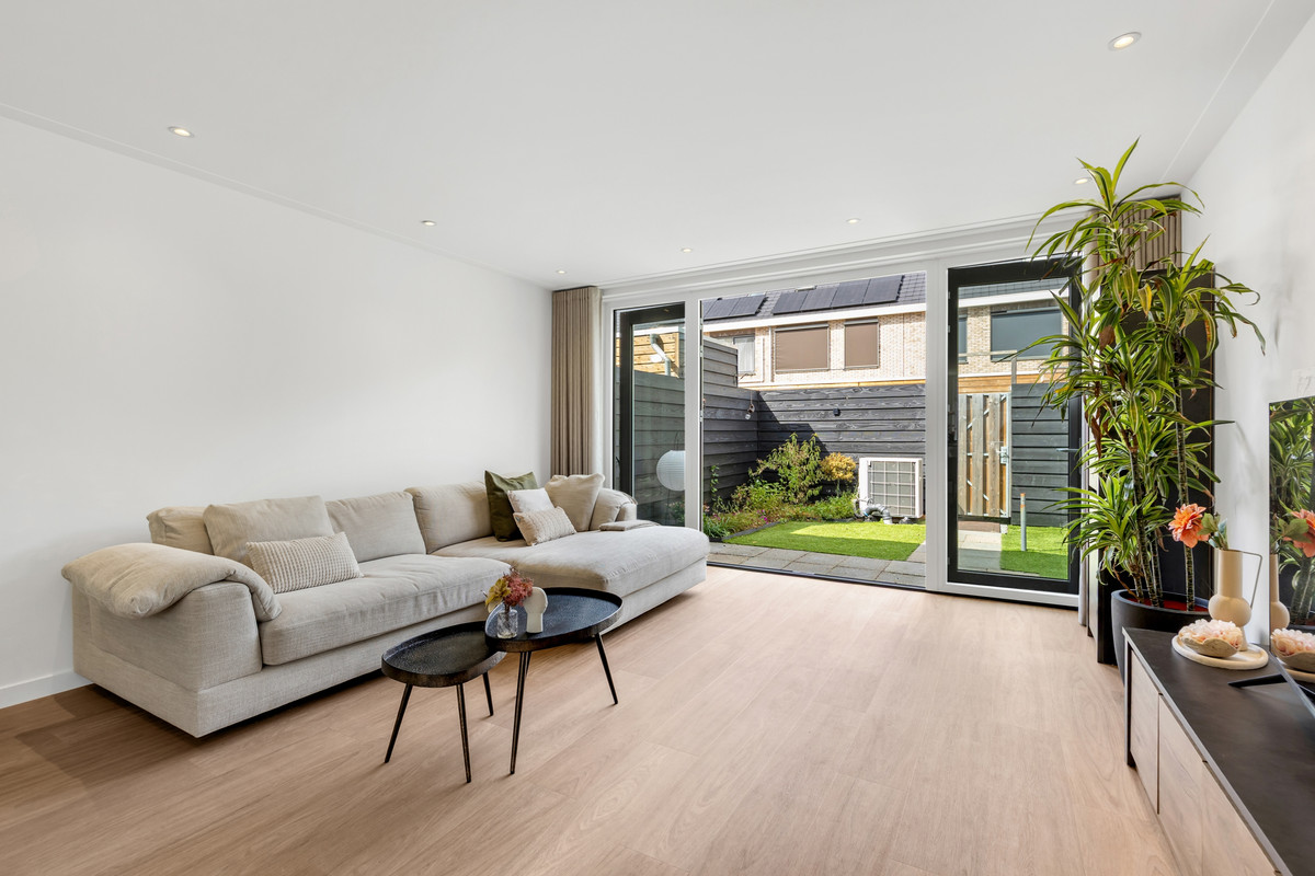 Hoekwoning te koop: Hiltlaan 56, Eemnes