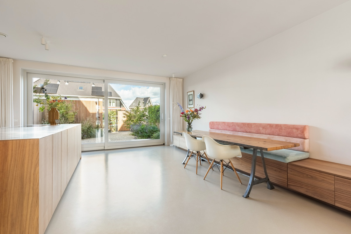 Tussenwoning te koop: Groenevechtkade 22, Weesp