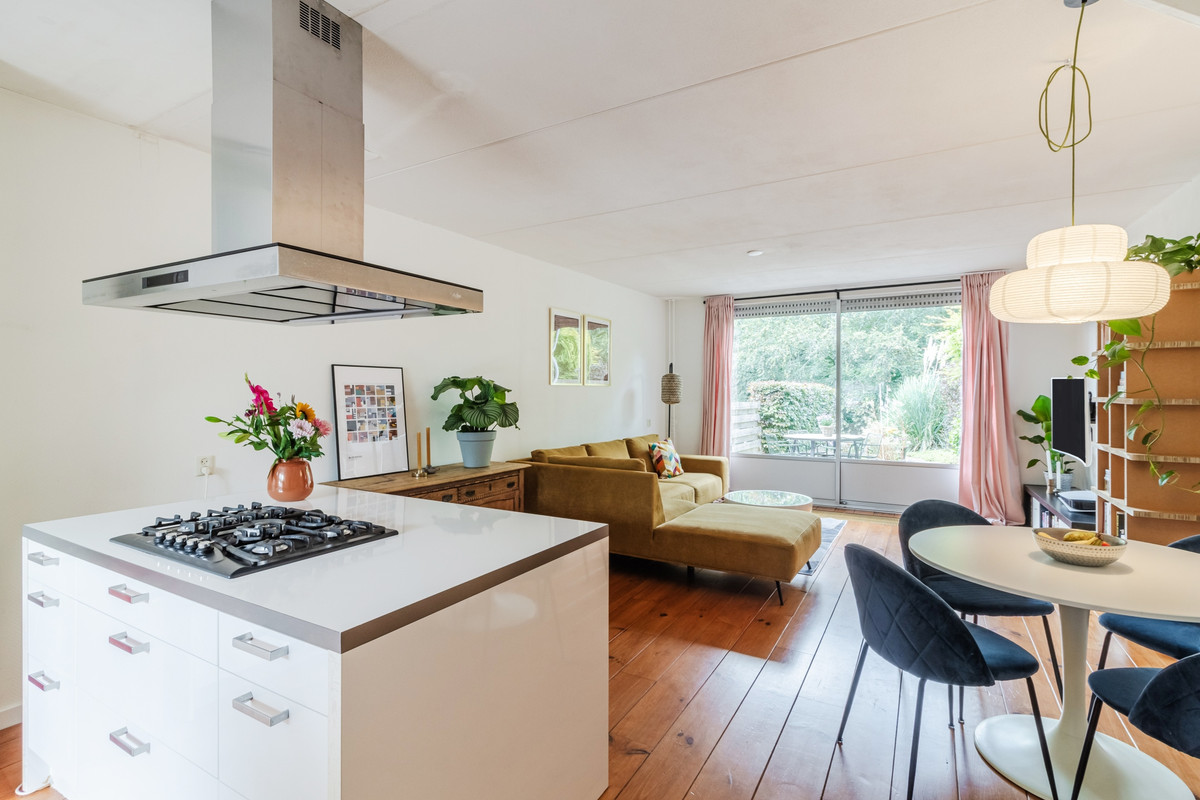 Tussenwoning te koop: Havixhorst 104, Alphen Aan Den Rijn
