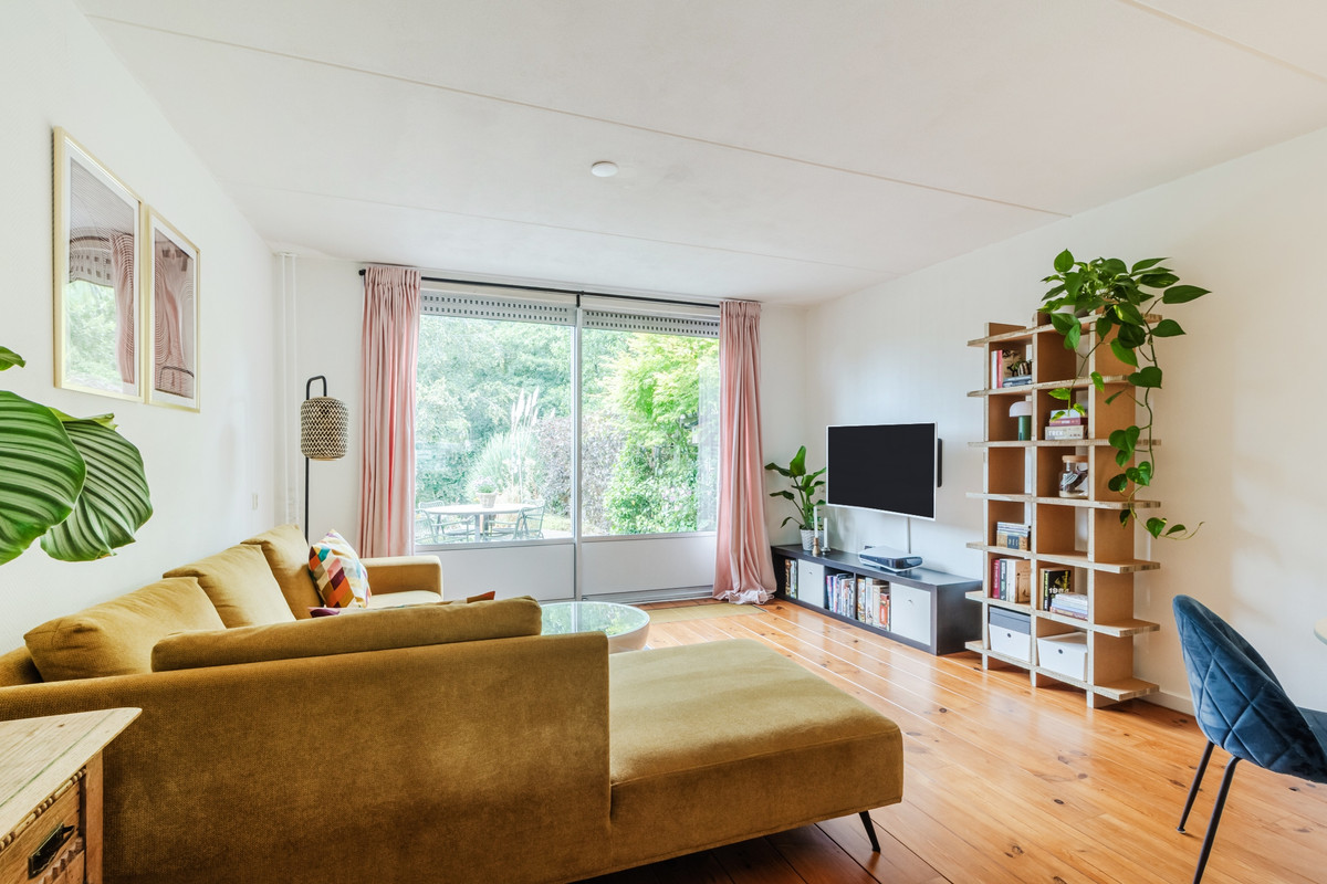 Tussenwoning te koop: Havixhorst 104, Alphen Aan Den Rijn