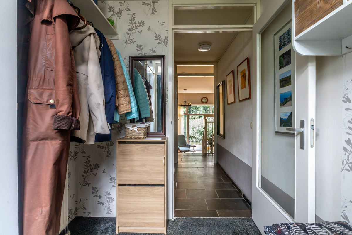 Tussenwoning te koop: Anfieldroad 5, Amsterdam