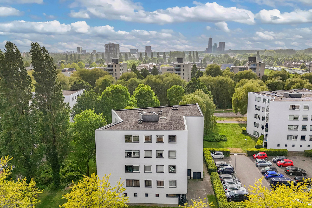 Appartement te koop: Gleditsiastraat 107, Almere