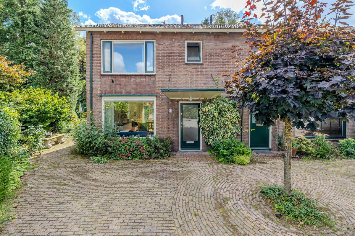 Hoekwoning te koop: Johan van Arnhemstraat 31, Rozendaal