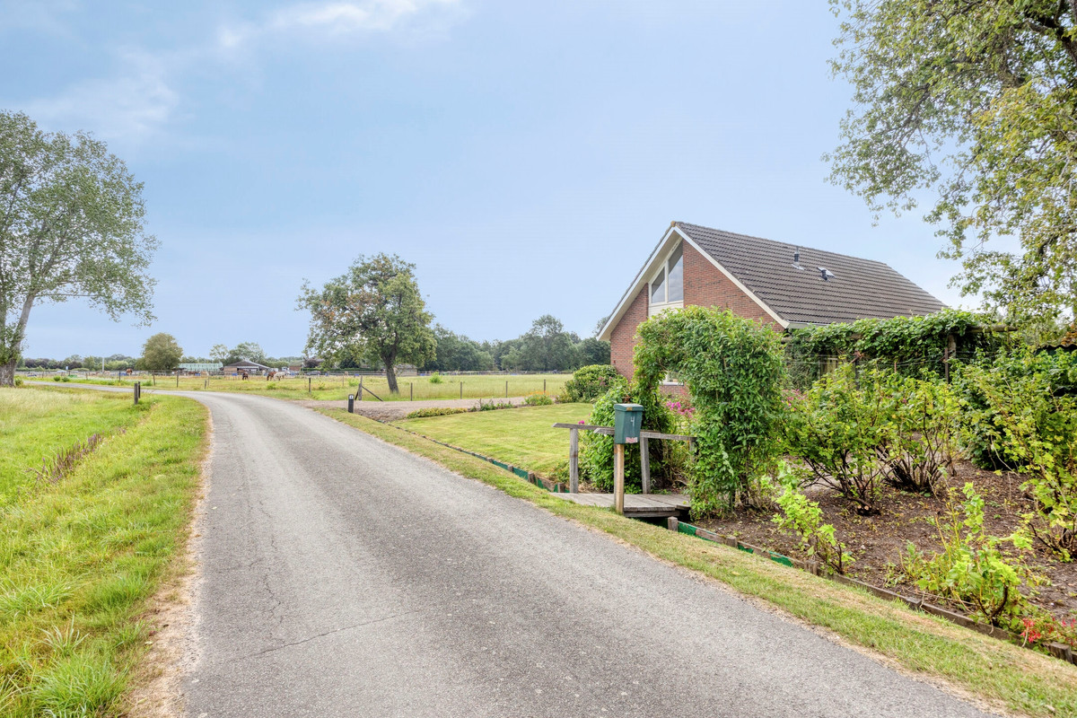 Vrijstaande woning te koop: Heetkampsweg 4, Emst