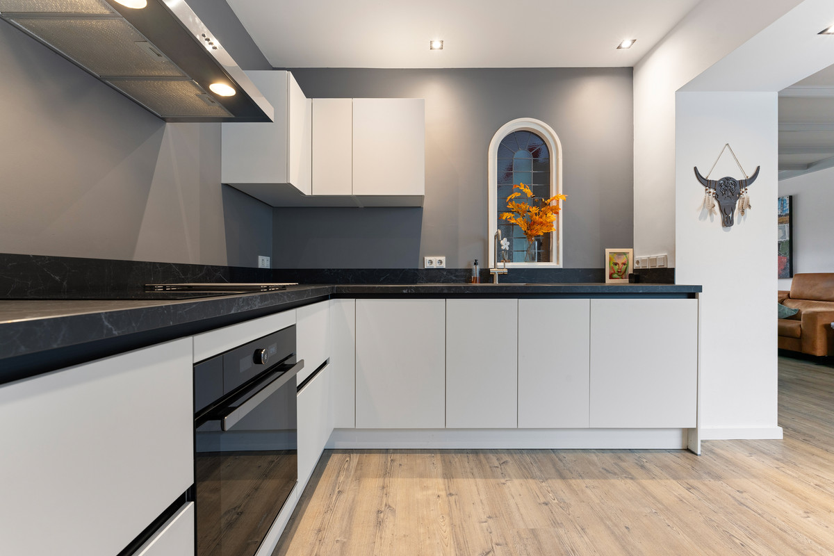 Tussenwoning te koop: Koningskampstraat 21, Maastricht
