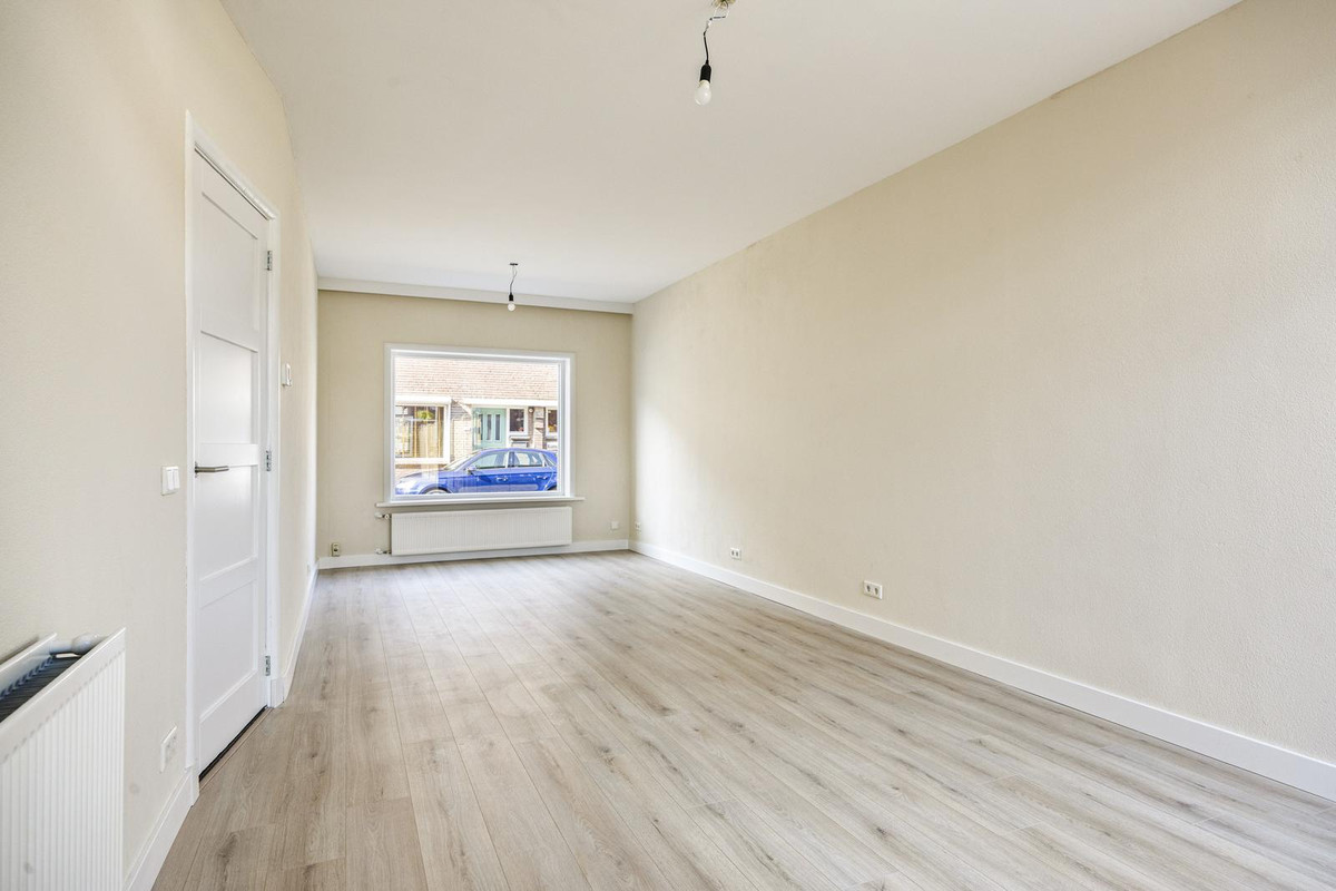 Tussenwoning te koop: Van Alkemadestraat 6, Tilburg