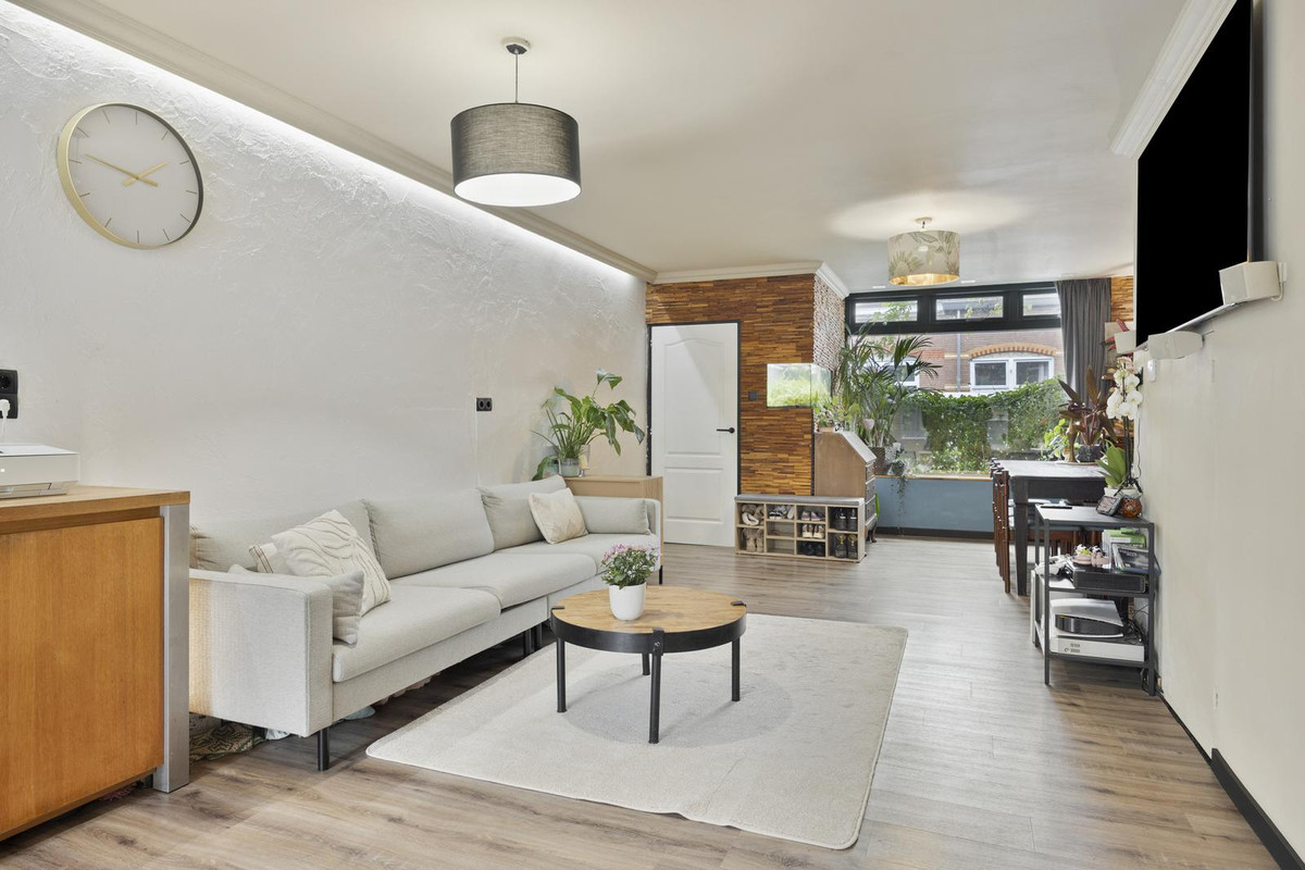 Tussenwoning te koop: Jacob Catsstraat 61, Dordrecht