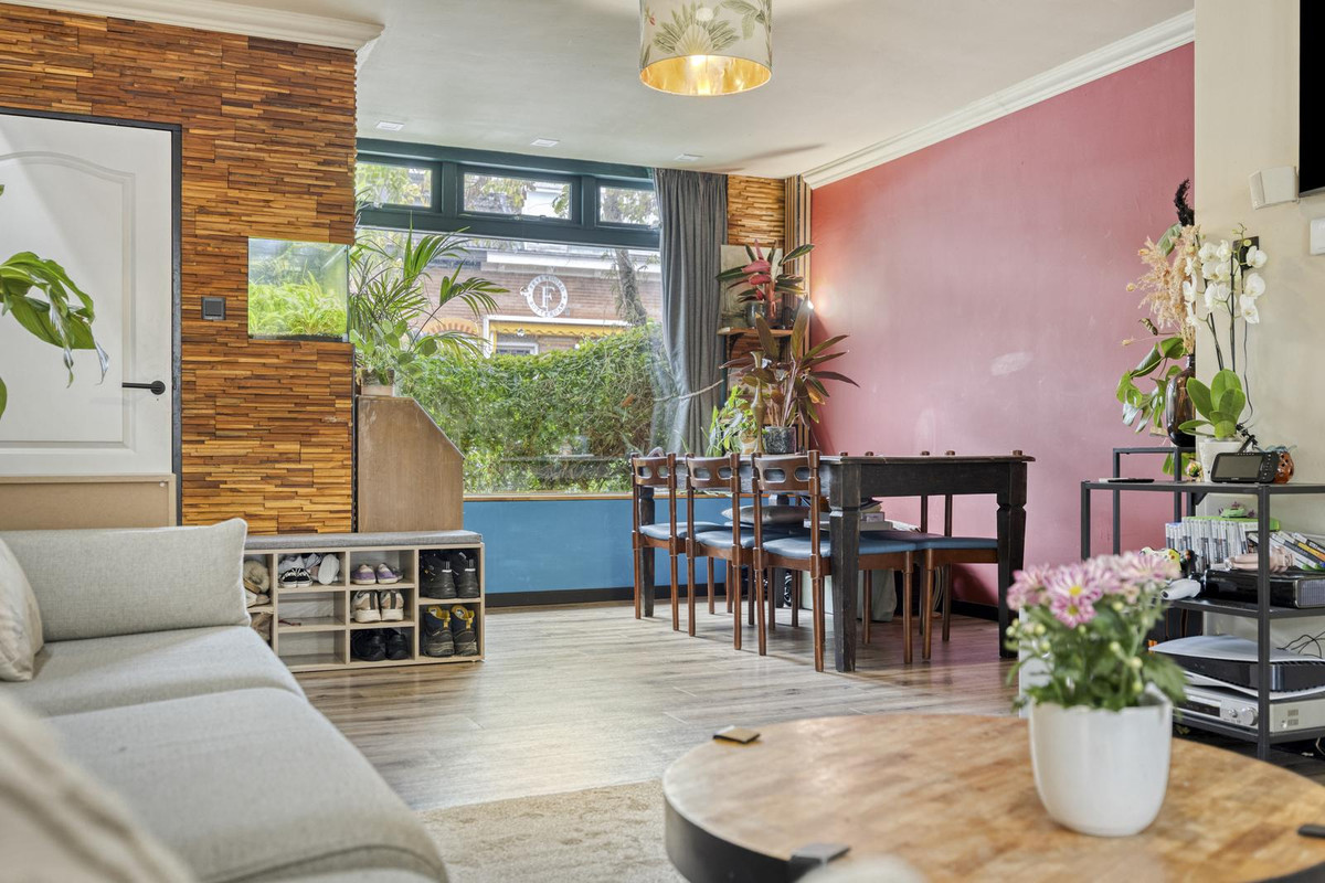 Tussenwoning te koop: Jacob Catsstraat 61, Dordrecht