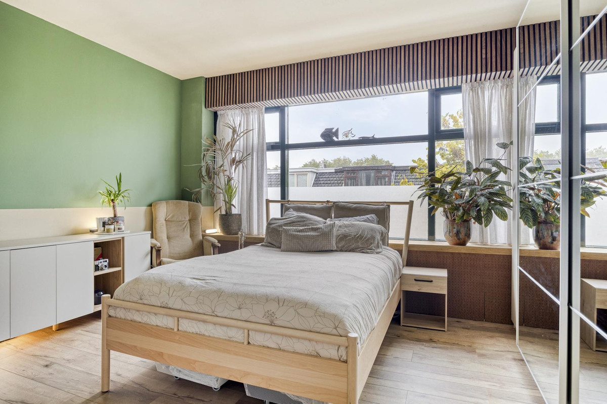 Tussenwoning te koop: Jacob Catsstraat 61, Dordrecht
