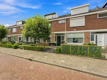 Huygensstraat 8