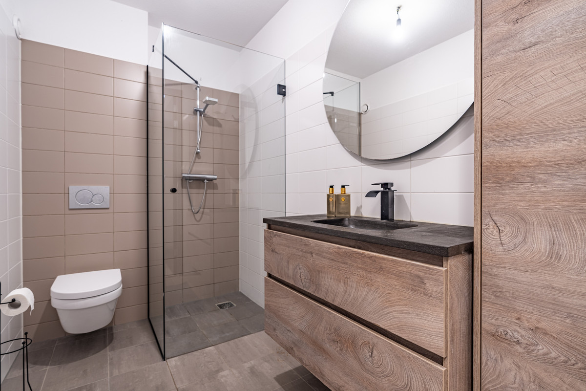 Appartement te koop: Pasteurstraat 127, Leiden
