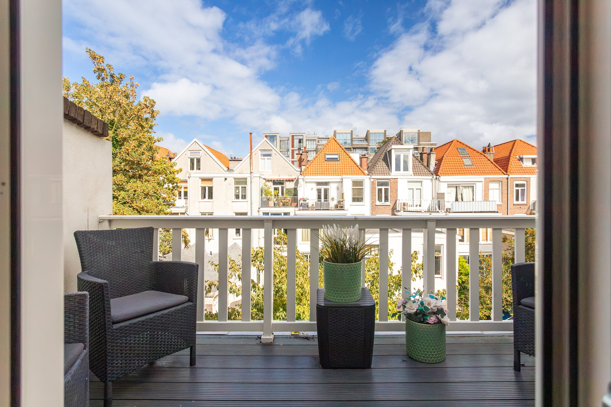 Studio te koop: Van Swietenstraat 145C, 'S-Gravenhage