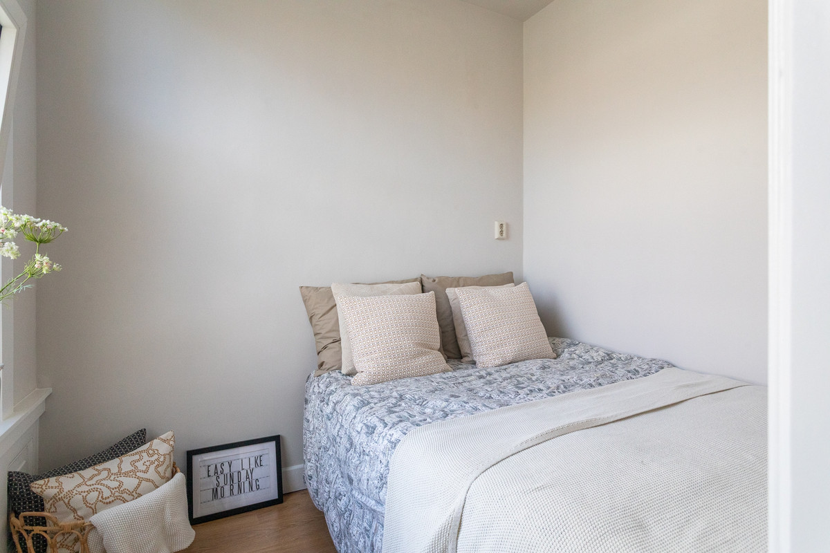 Studio te koop: Van Swietenstraat 145C, 'S-Gravenhage