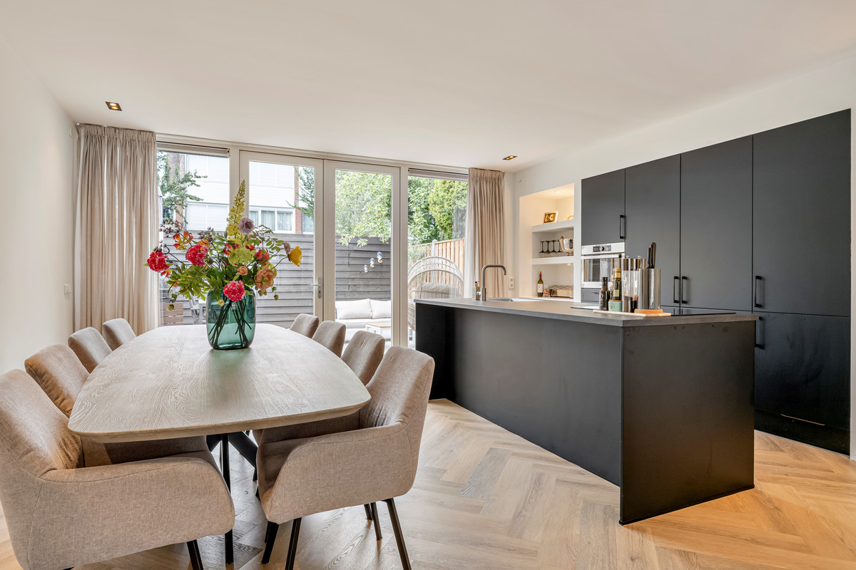 Tussenwoning te koop: Coromandelstraat 25, Tilburg