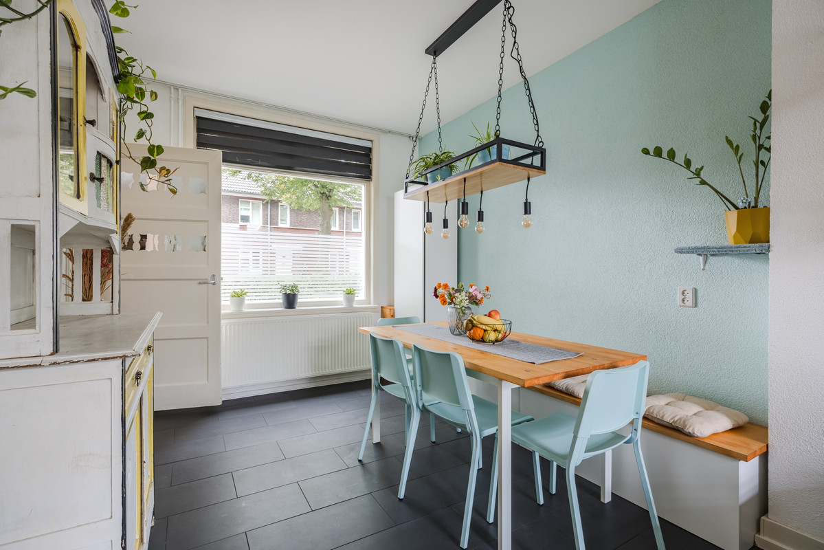 Tussenwoning te koop: Tafelbergstraat 92, Tilburg