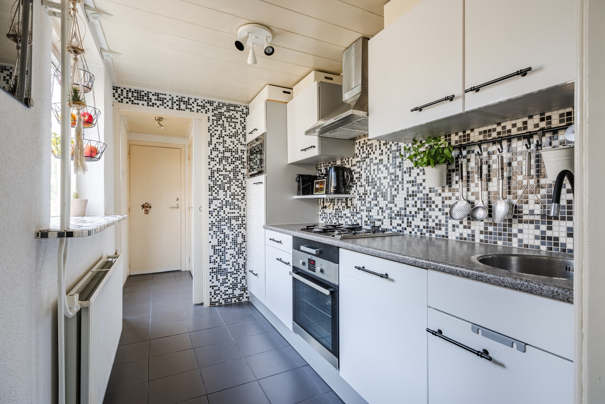 Tussenwoning te koop: Tafelbergstraat 92, Tilburg