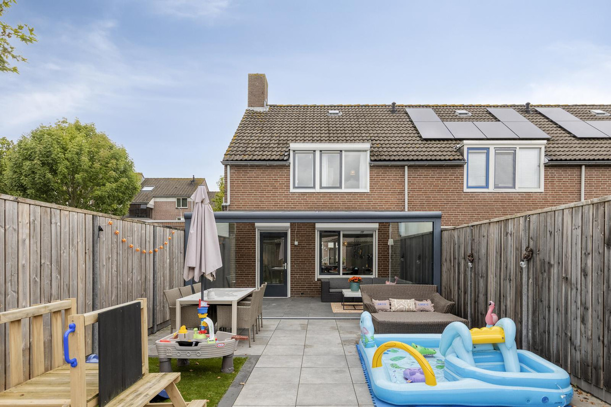 Tussenwoning te koop: Borculolaan 80, Tilburg