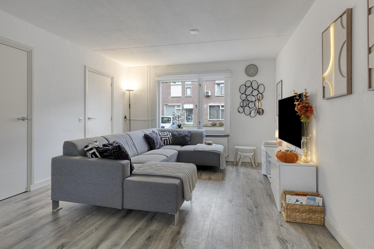 Tussenwoning te koop: Borculolaan 80, Tilburg
