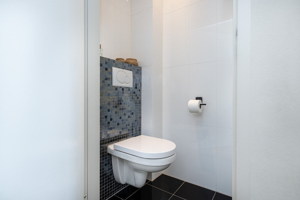 Tussenwoning te koop: Koolmees 47, Sommelsdijk