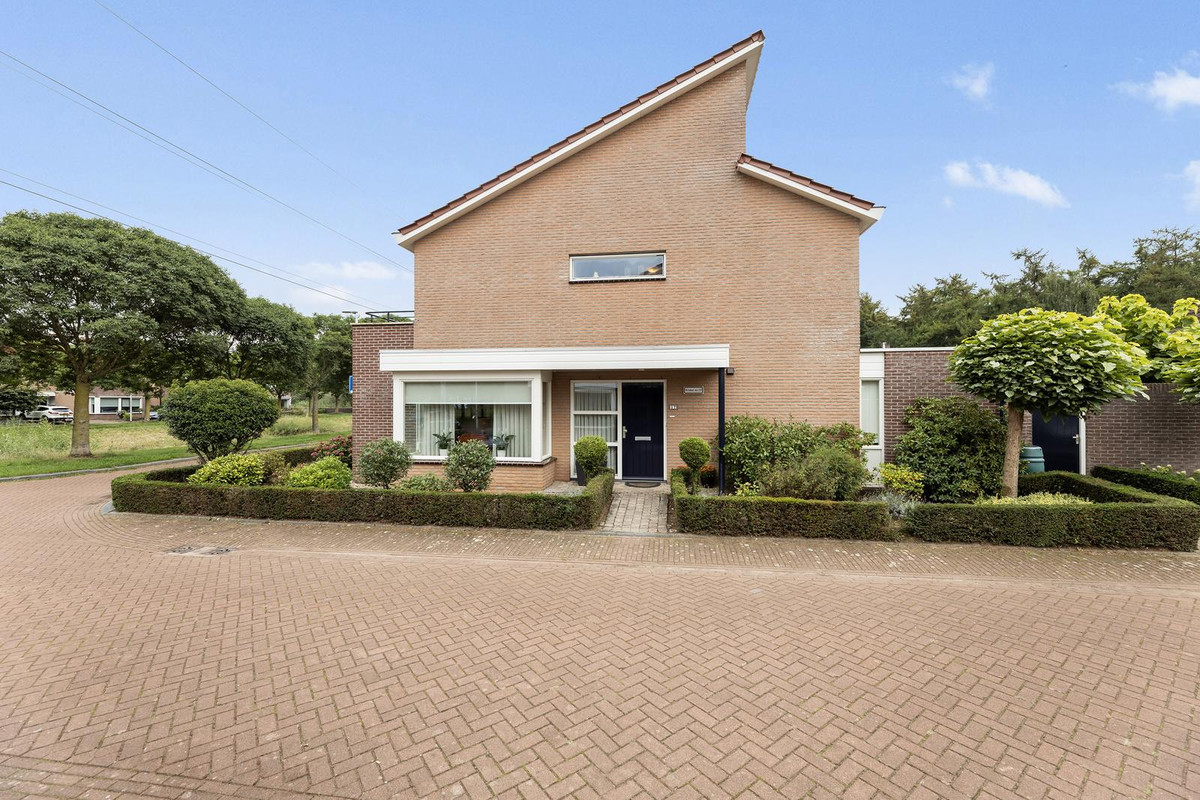 Hoekwoning te koop: Priëel 17, Almelo