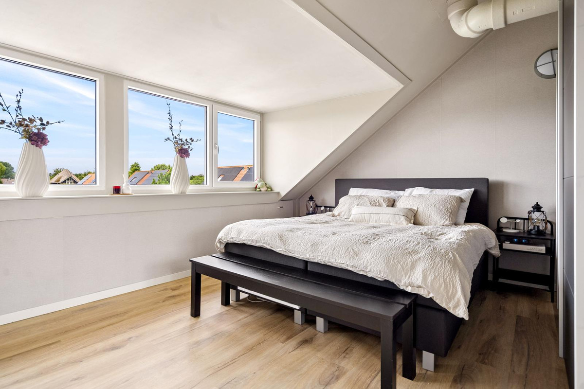 Tussenwoning te koop: Ekenstein 56, Lelystad