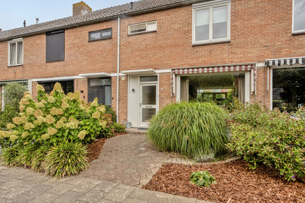 Tussenwoning te koop: Trompstraat 8, De Meern