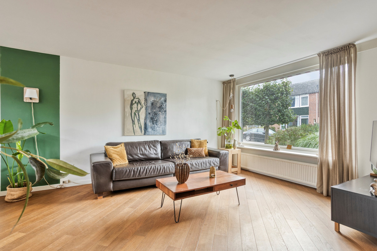 Tussenwoning te koop: Trompstraat 8, De Meern