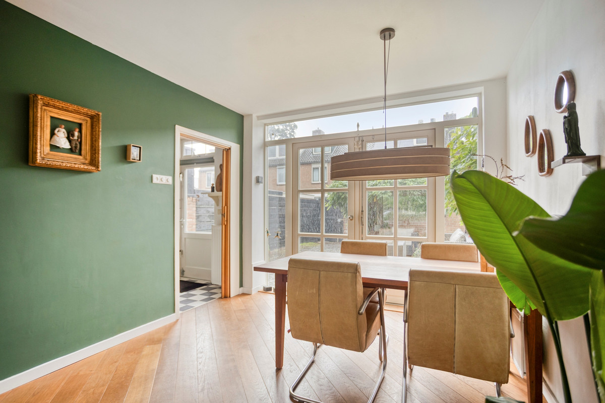 Tussenwoning te koop: Trompstraat 8, De Meern