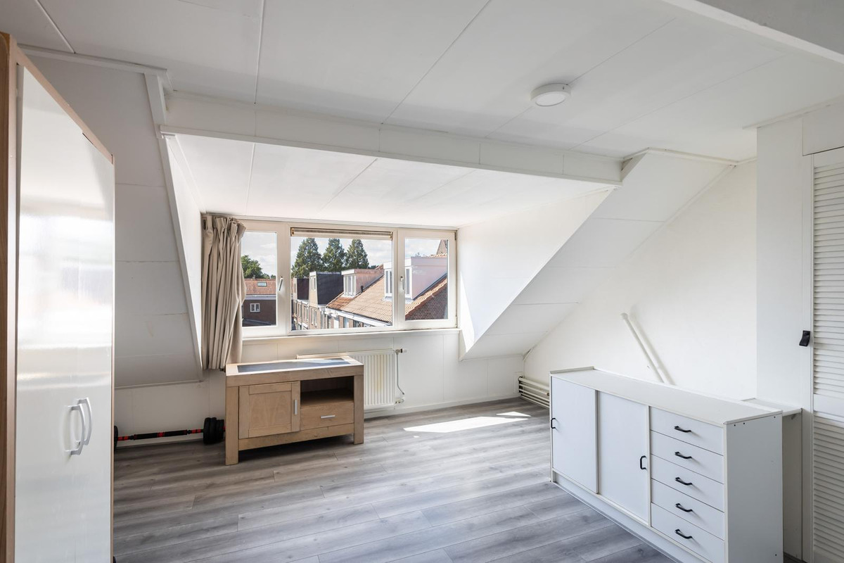 Tussenwoning te koop: Constantijn Huygensstraat 117, Gouda