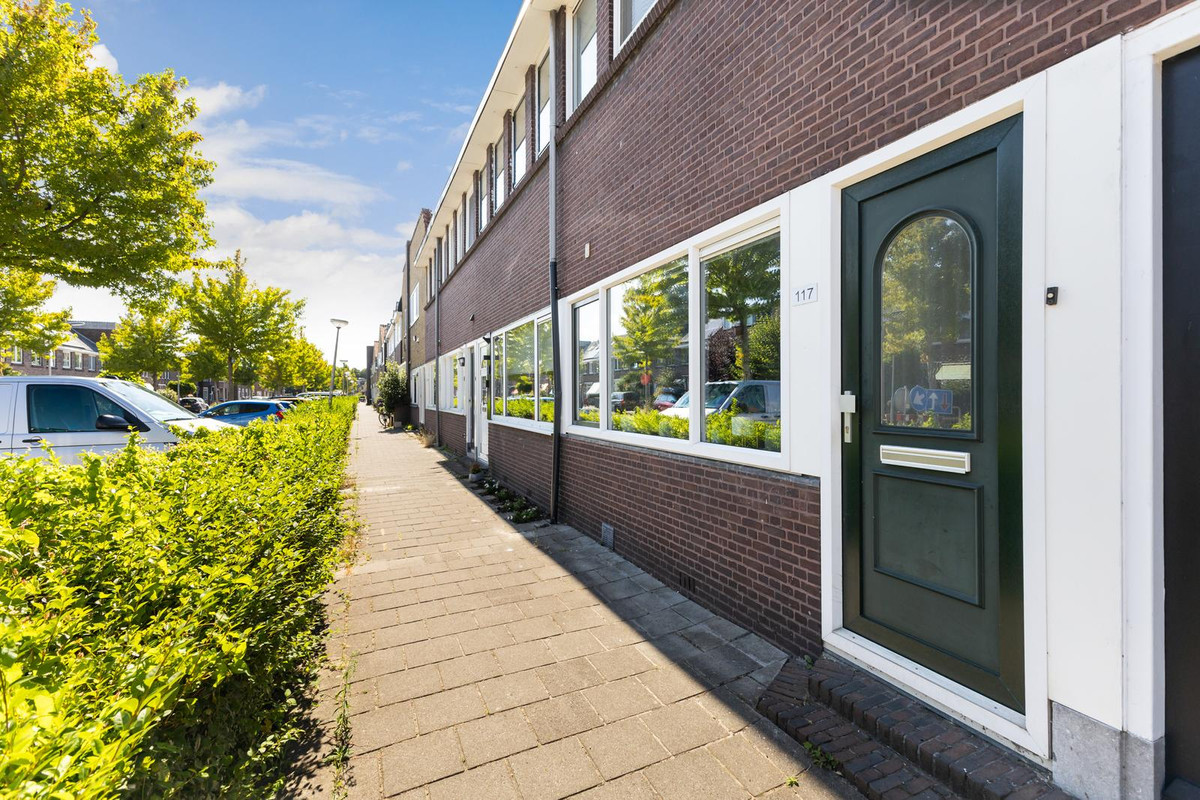 Tussenwoning te koop: Constantijn Huygensstraat 117, Gouda