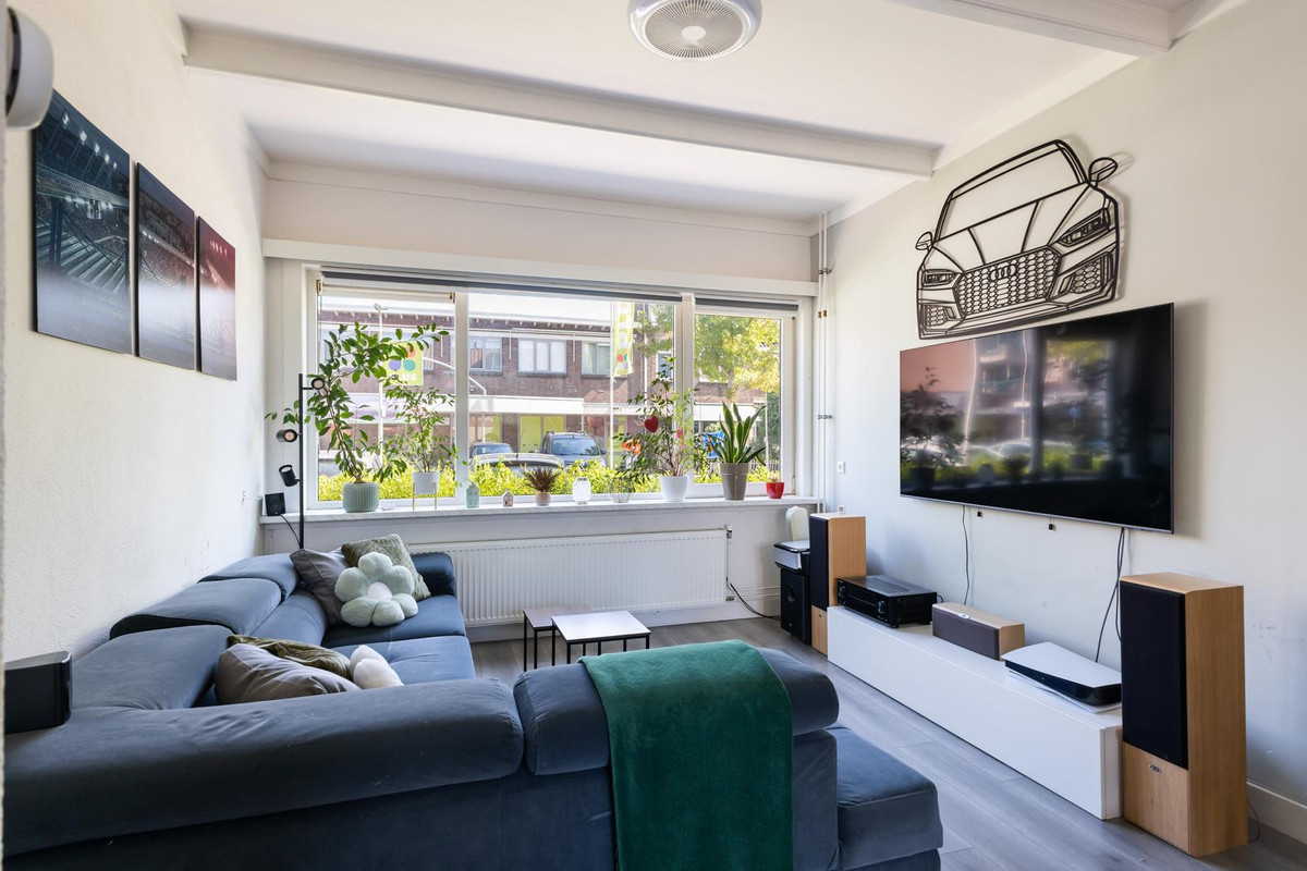 Tussenwoning te koop: Constantijn Huygensstraat 117, Gouda