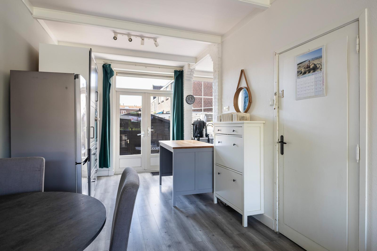 Tussenwoning te koop: Constantijn Huygensstraat 117, Gouda