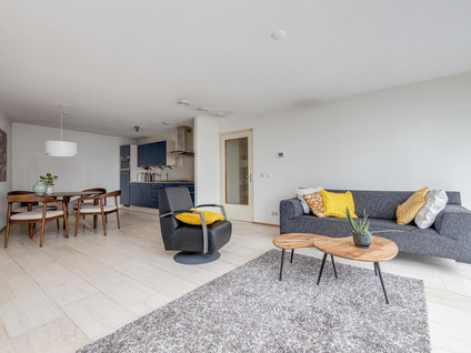 Jufferstraat 228
