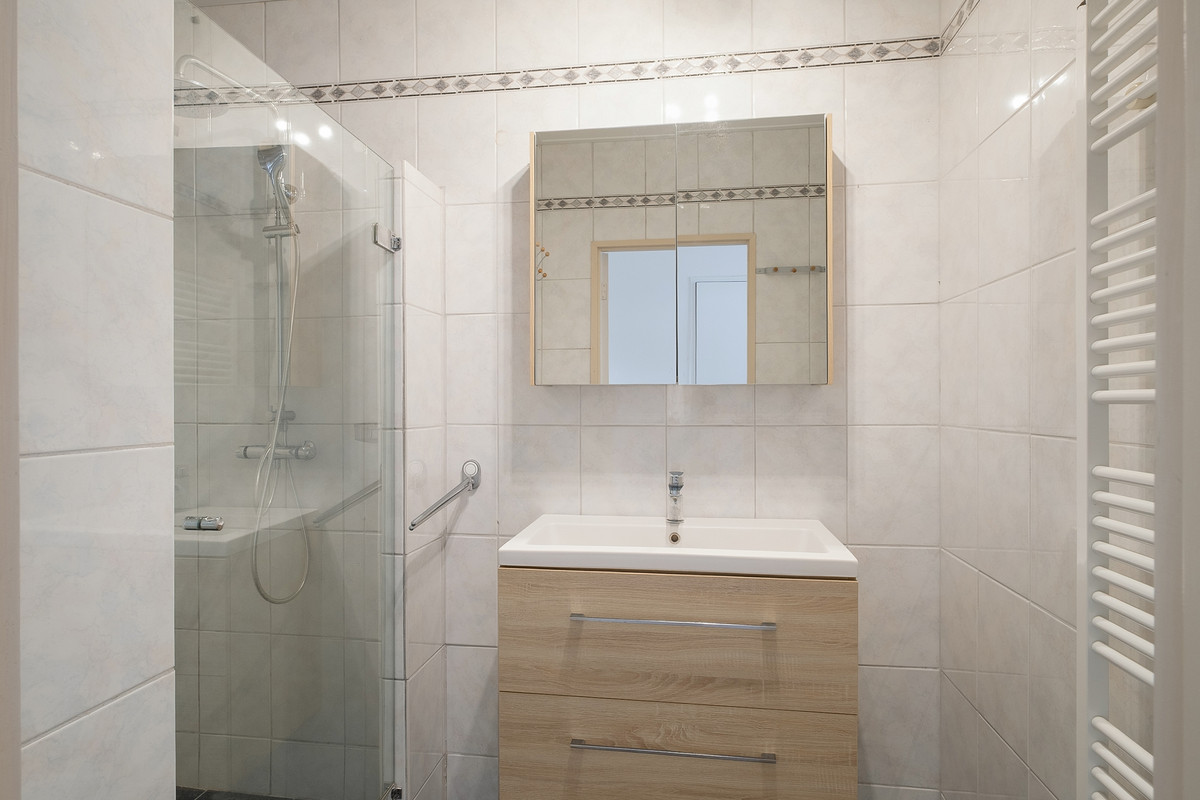 Appartement te koop: Dr. Van Damstraat 63, Enschede