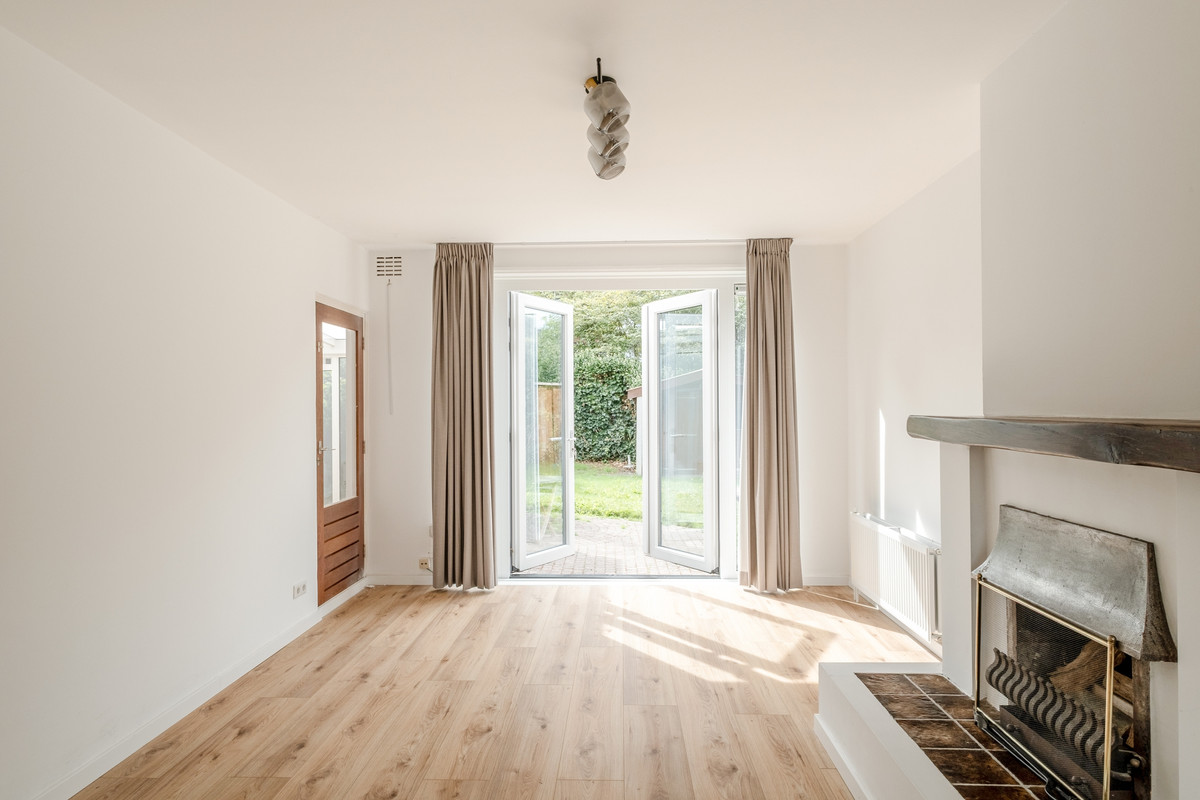Appartement te koop: Dr. Van Damstraat 63, Enschede