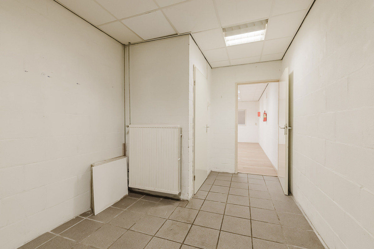 Tussenwoning te koop: Korvelseweg 150, Tilburg