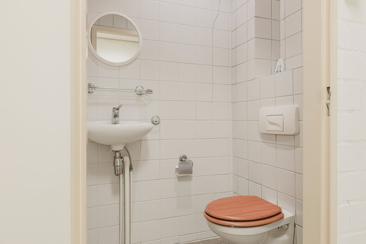 Tussenwoning te koop: Korvelseweg 150, Tilburg