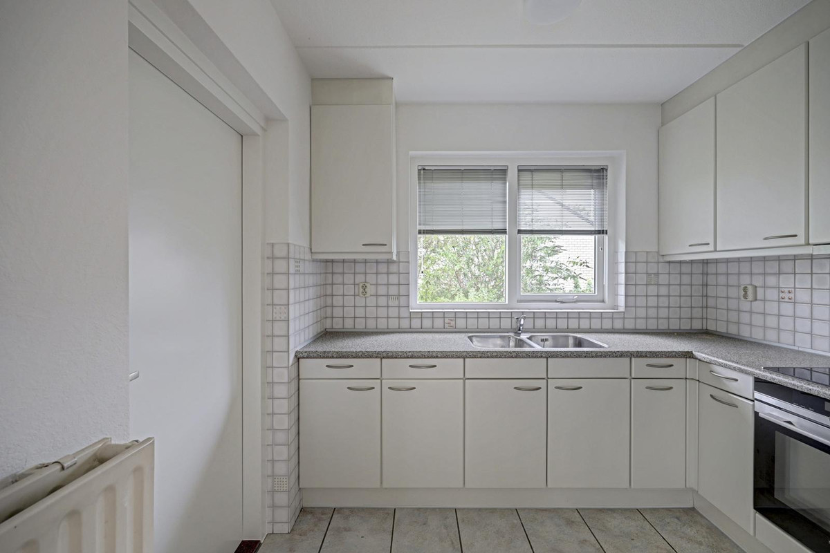 Tussenwoning te koop: M. Ruyshof 7, Almere