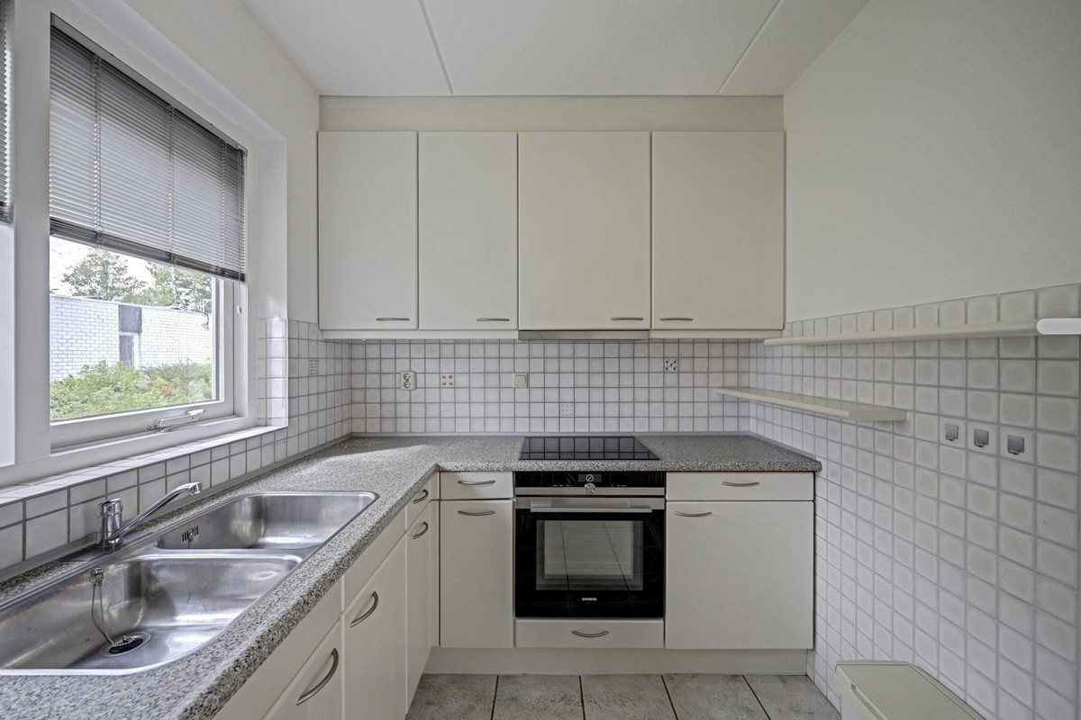 Tussenwoning te koop: M. Ruyshof 7, Almere