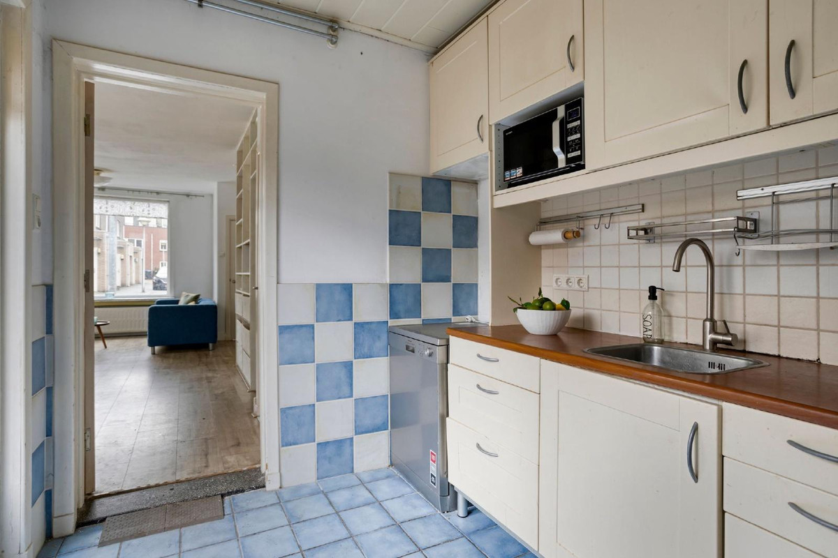 Tussenwoning te koop: de Vriesstraat 55, Eindhoven