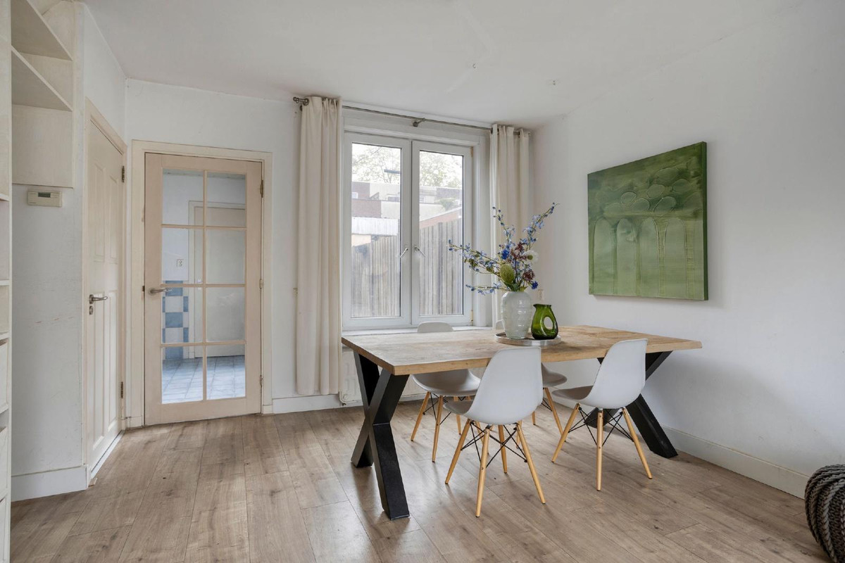 Tussenwoning te koop: de Vriesstraat 55, Eindhoven