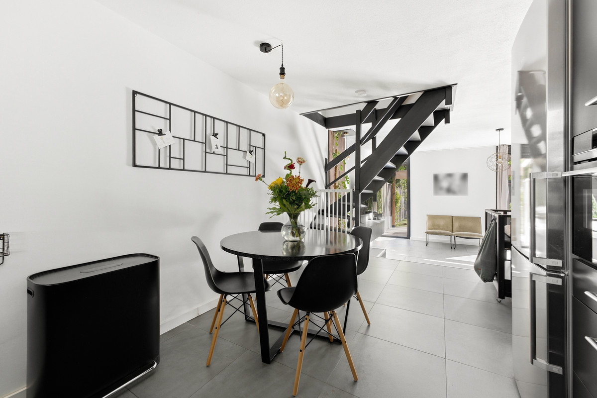 Tussenwoning te koop: Grondmolen 94, Papendrecht