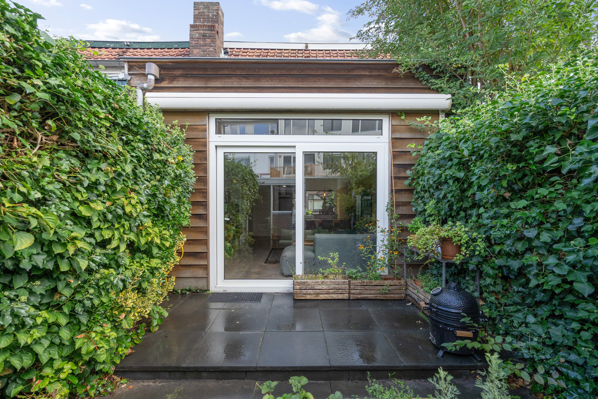 Tussenwoning te koop: Hermannus Elconiusstraat 84, Utrecht