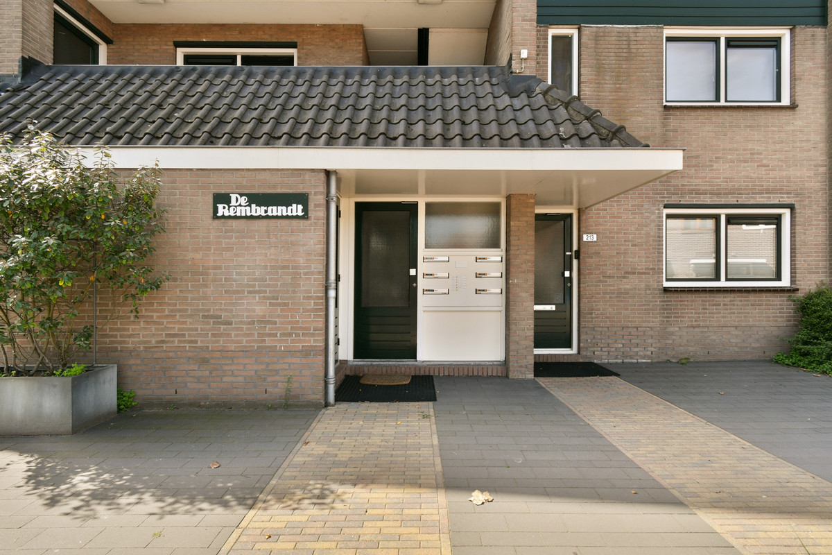 Appartement te koop: Oostzijde 211C, Zaandam
