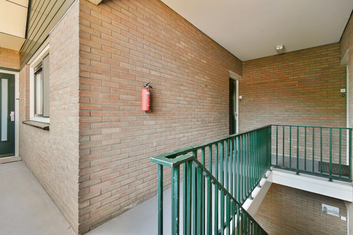 Appartement te koop: Oostzijde 211C, Zaandam