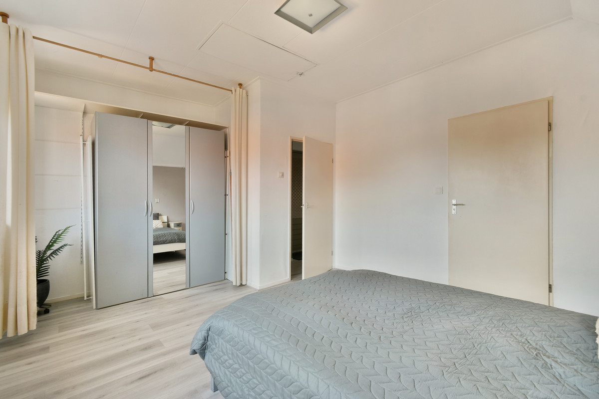 Appartement te koop: Oostzijde 211C, Zaandam